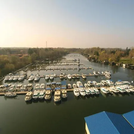 Liebevoll Eingerichtetes * Рехлин